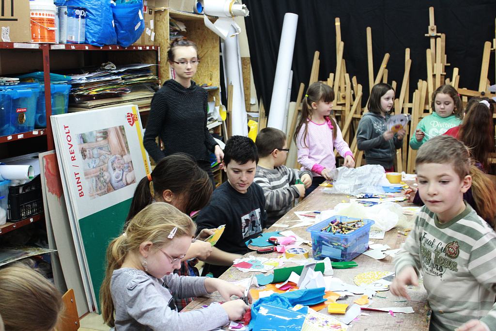 Półkolonie ze sztuką przez duże S