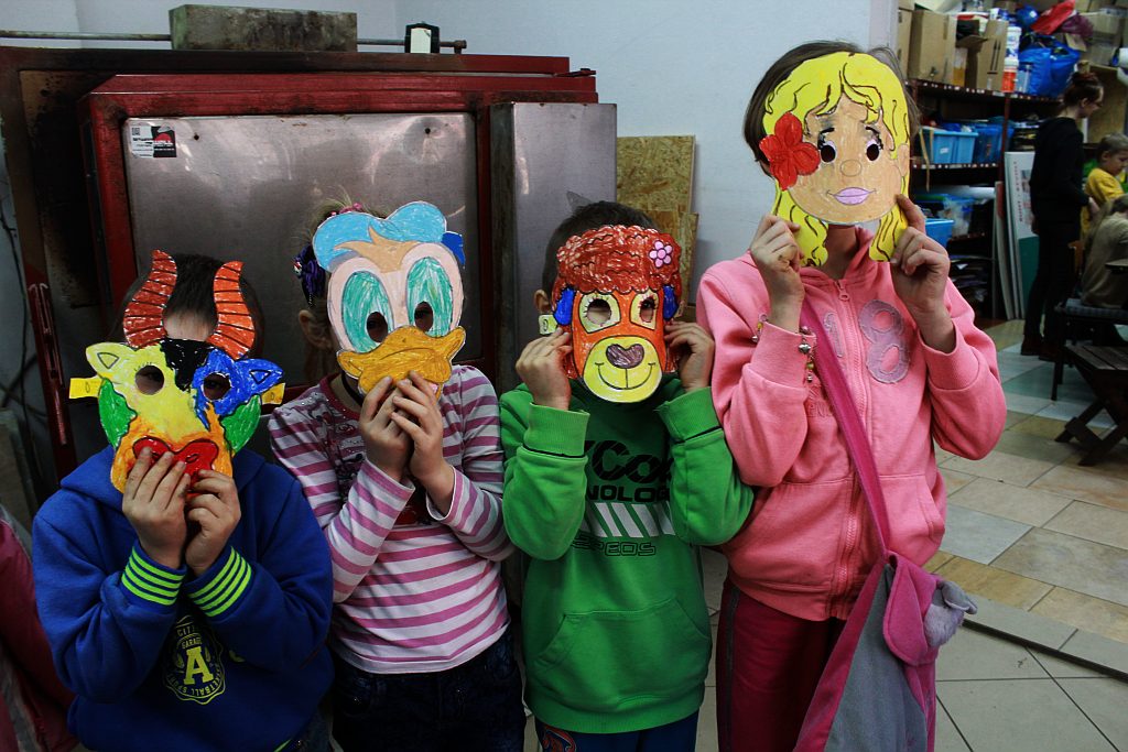 Półkolonie ze sztuką przez duże S