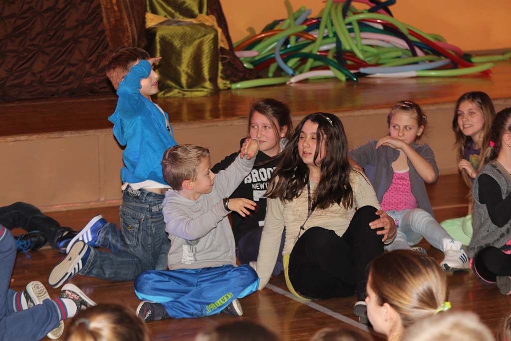 Dzieci z SP nr 7 tworzą magiczny teatr