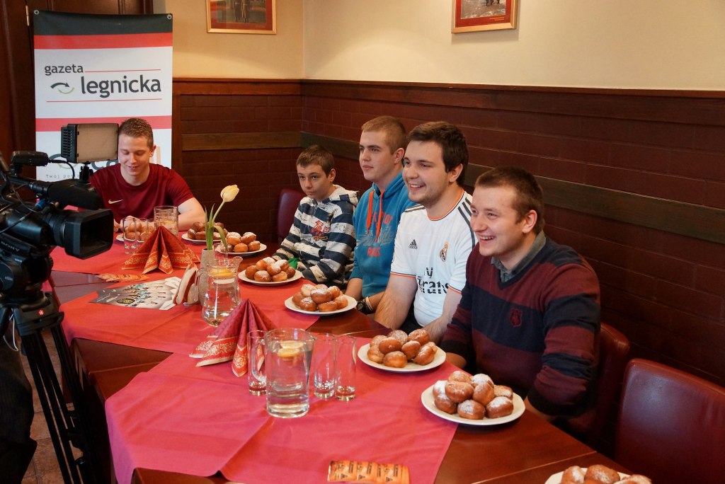 II Mistrzostwa Legnicy w Jedzeniu Pączków