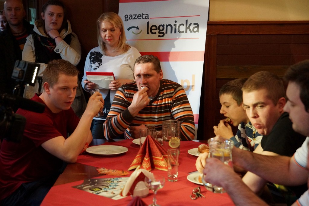 II Mistrzostwa Legnicy w Jedzeniu Pączków