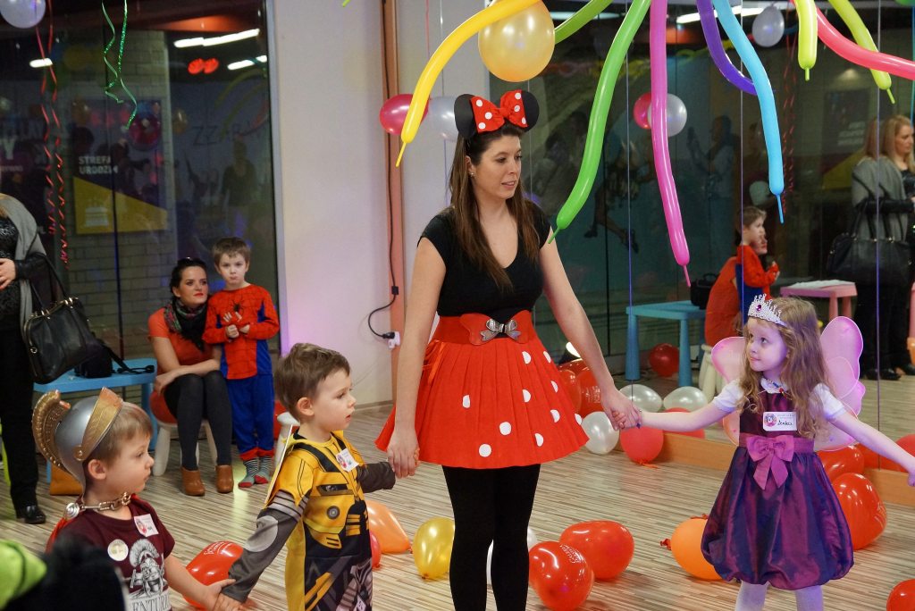 Karnawałowe zakończenie ferii z Abbą w tle