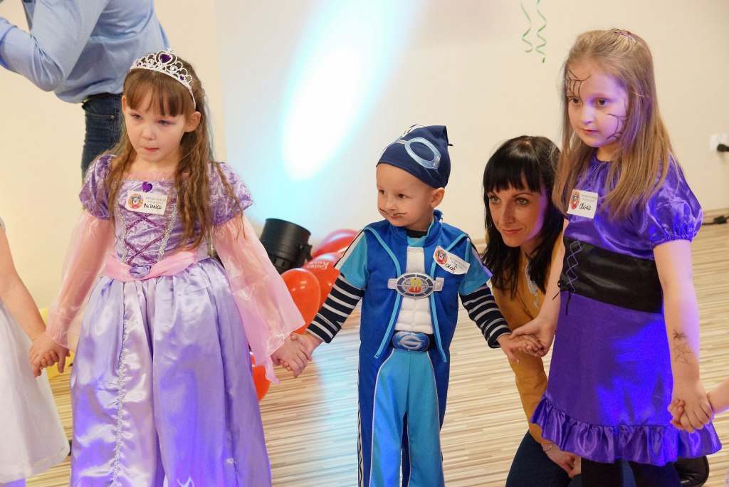 Karnawałowe zakończenie ferii z Abbą w tle