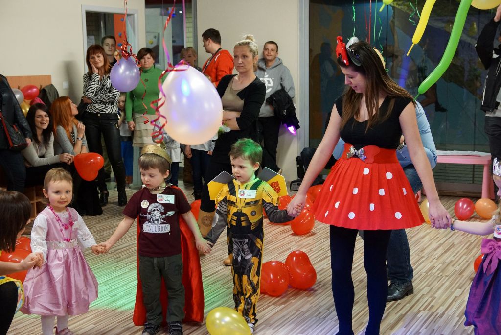 Karnawałowe zakończenie ferii z Abbą w tle