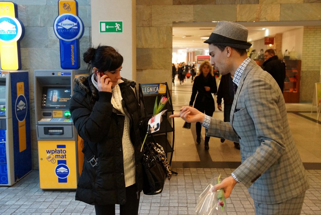 Kwiaty na Dzień Kobiet w Galerii Piastów