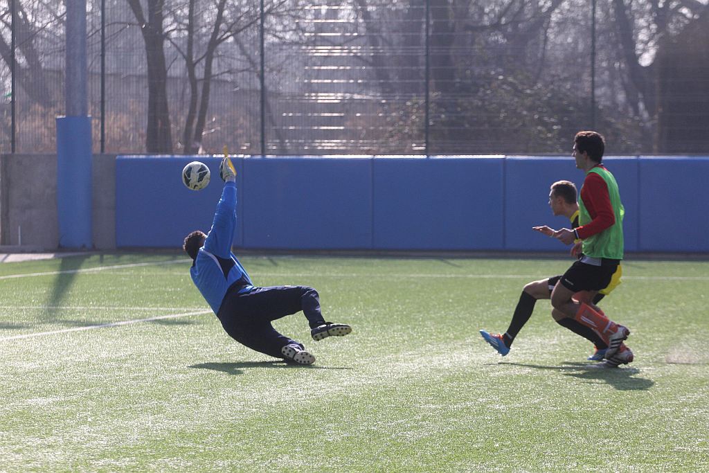 Sparing: Konfeks LDJ - GKS Męcinka 3:3