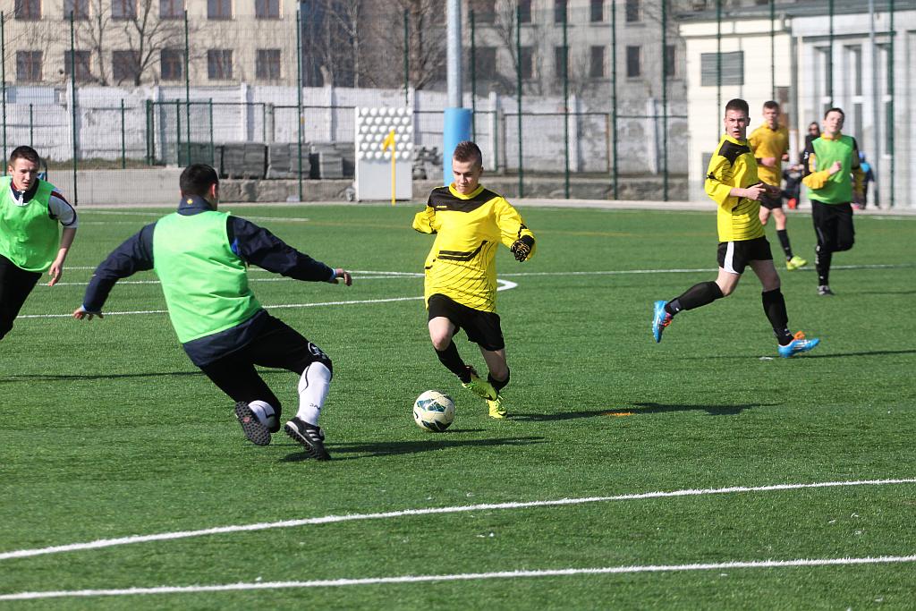 Sparing: Konfeks LDJ - GKS Męcinka 3:3