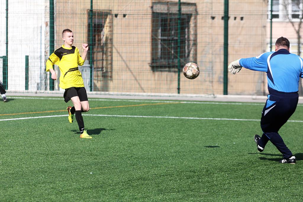 Sparing: Konfeks LDJ - GKS Męcinka 3:3
