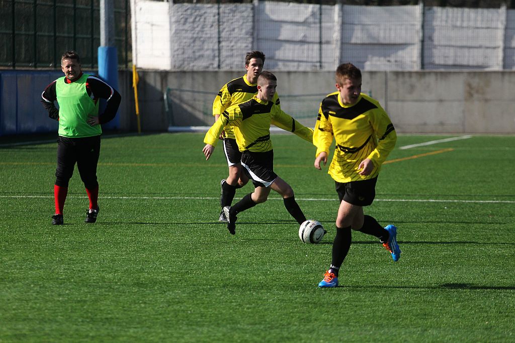 Sparing: Konfeks LDJ - GKS Męcinka 3:3