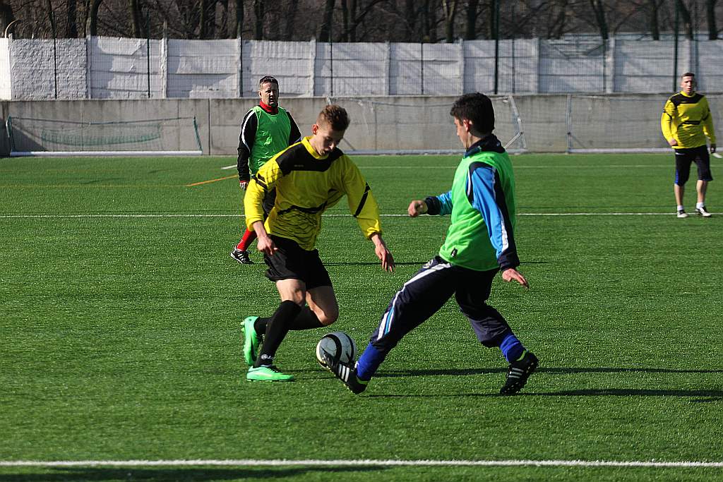 Sparing: Konfeks LDJ - GKS Męcinka 3:3