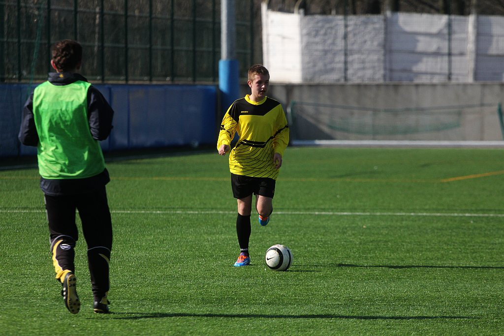 Sparing: Konfeks LDJ - GKS Męcinka 3:3