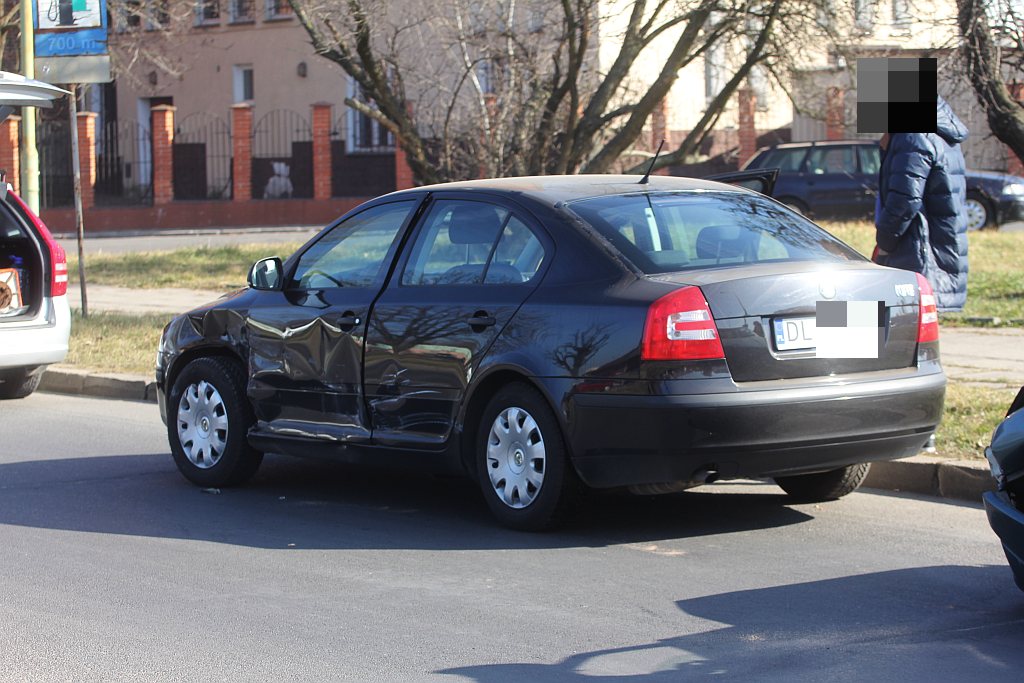 Wypadek na skrzyżowaniu ulic Leszczyńskiej i Ścinawskiej