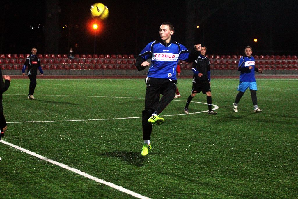 Sparing: Błękitni - Zryw 5:3