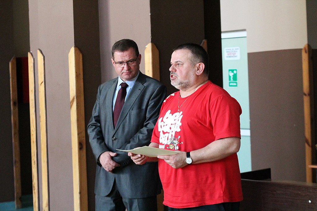 Henrykówka mistrzem Legnicy w szczypiorniaku