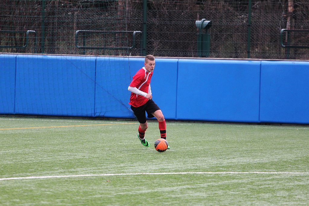 LDJ: Konfeks - Stal 0:2