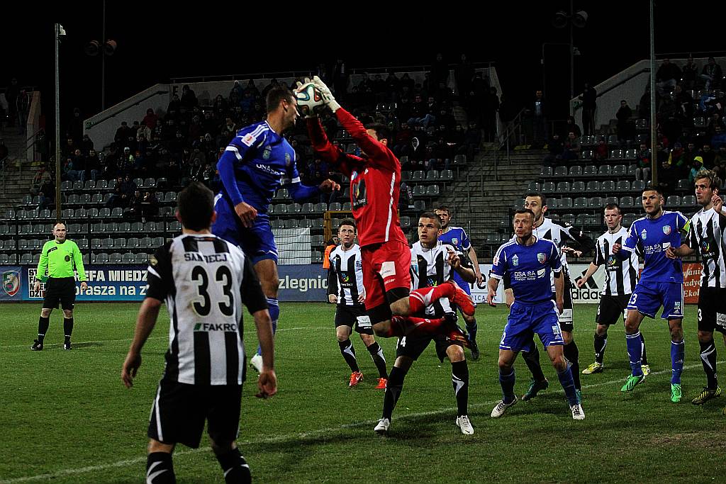 Dramat Miedzi! Gol w 92 min. i po punktach