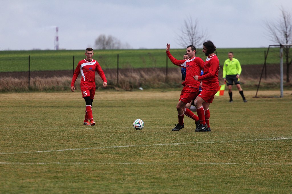 Klasa A: Dąb - Czarni 4:0