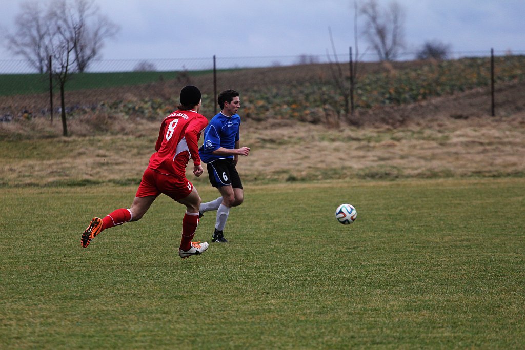 Klasa A: Dąb - Czarni 4:0