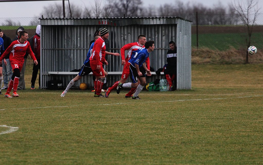Klasa A: Dąb - Czarni 4:0