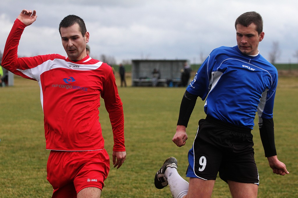 Klasa A: Dąb - Czarni 4:0