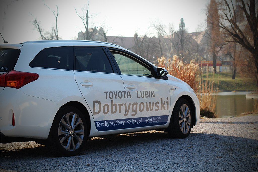 Auris raz jeszcze, ale na prąd