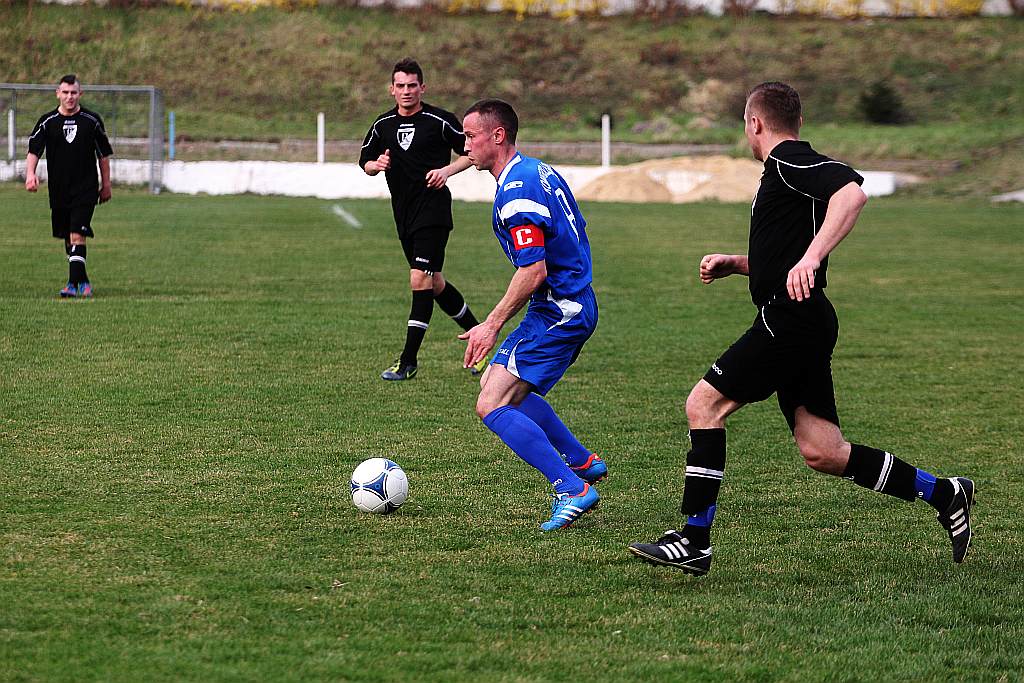 Okręgówka: Konfeks - Czarni 2:2
