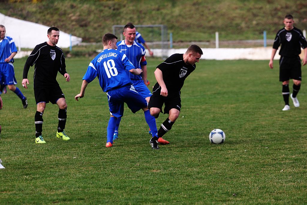 Okręgówka: Konfeks - Czarni 2:2