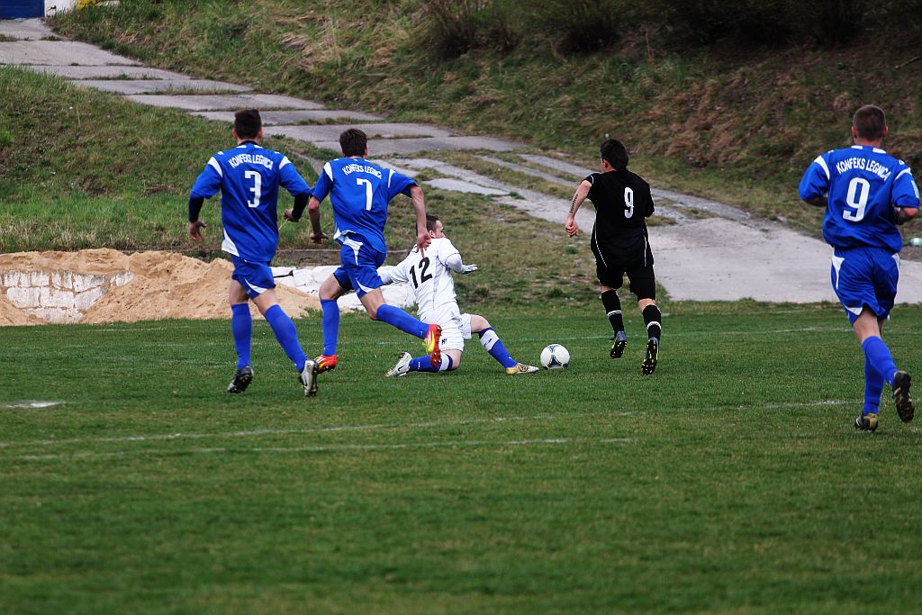 Okręgówka: Konfeks - Czarni 2:2