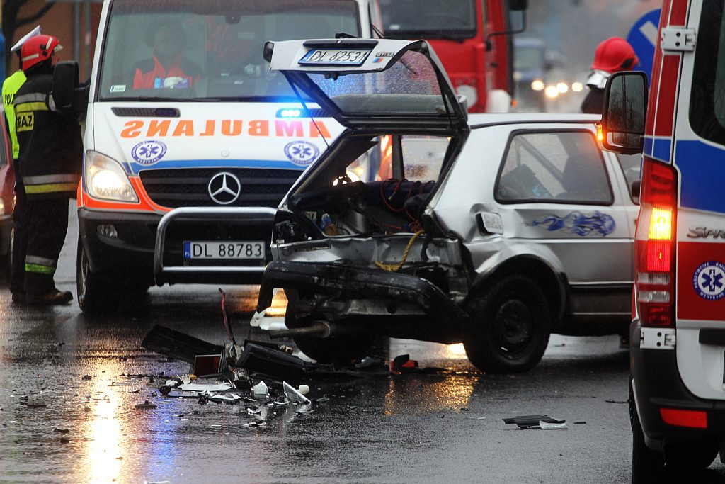 Wypadek trzech aut na Wrocławskiej