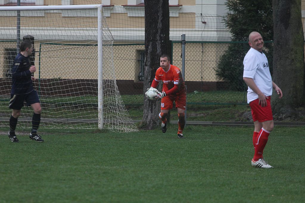 Okręgówka: KS Legnickie Pole - Odra  0:2
