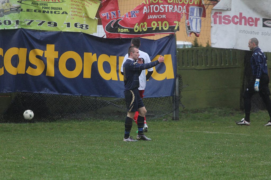 Okręgówka: KS Legnickie Pole - Odra  0:2