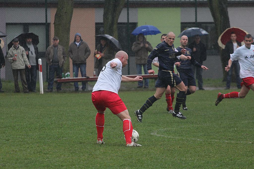 Okręgówka: KS Legnickie Pole - Odra  0:2