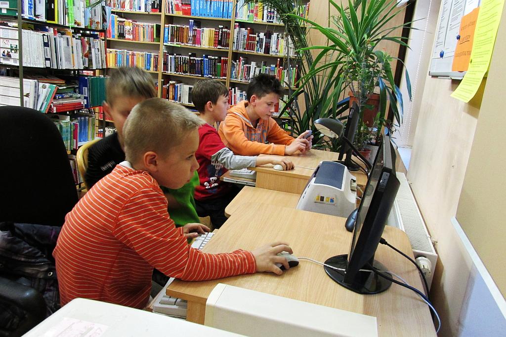 Noc z Andersenem w bibliotece