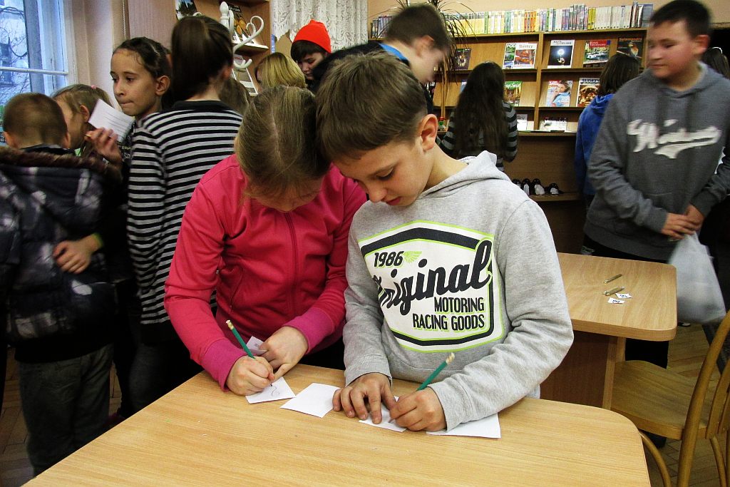 Noc z Andersenem w bibliotece