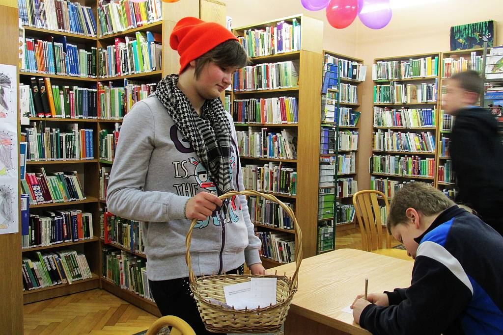 Noc z Andersenem w bibliotece
