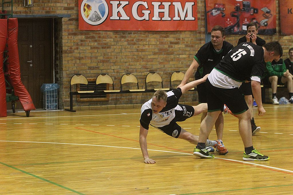 Siódemka zdeklasowała akademików. 17 goli Czuwarów!