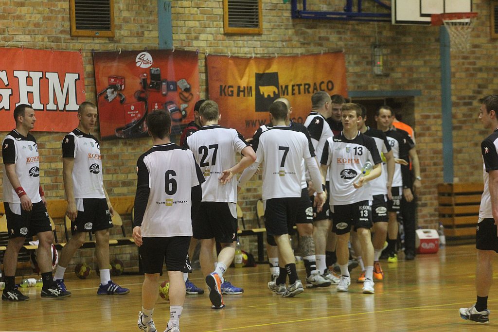 Siódemka zdeklasowała akademików. 17 goli Czuwarów!