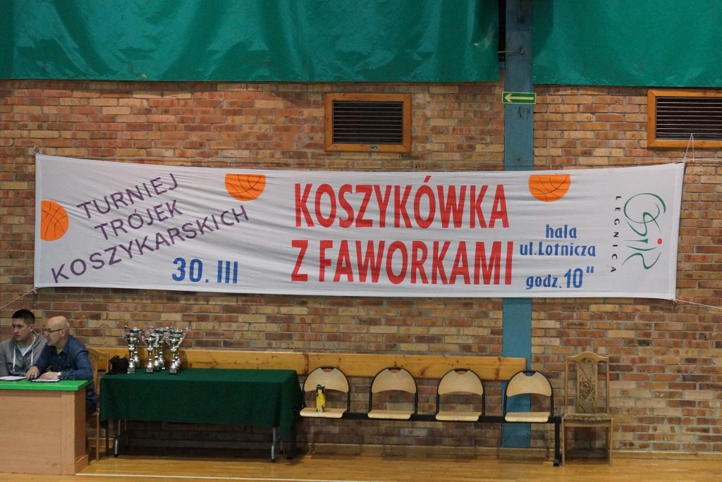 Koszykówka z faworkami