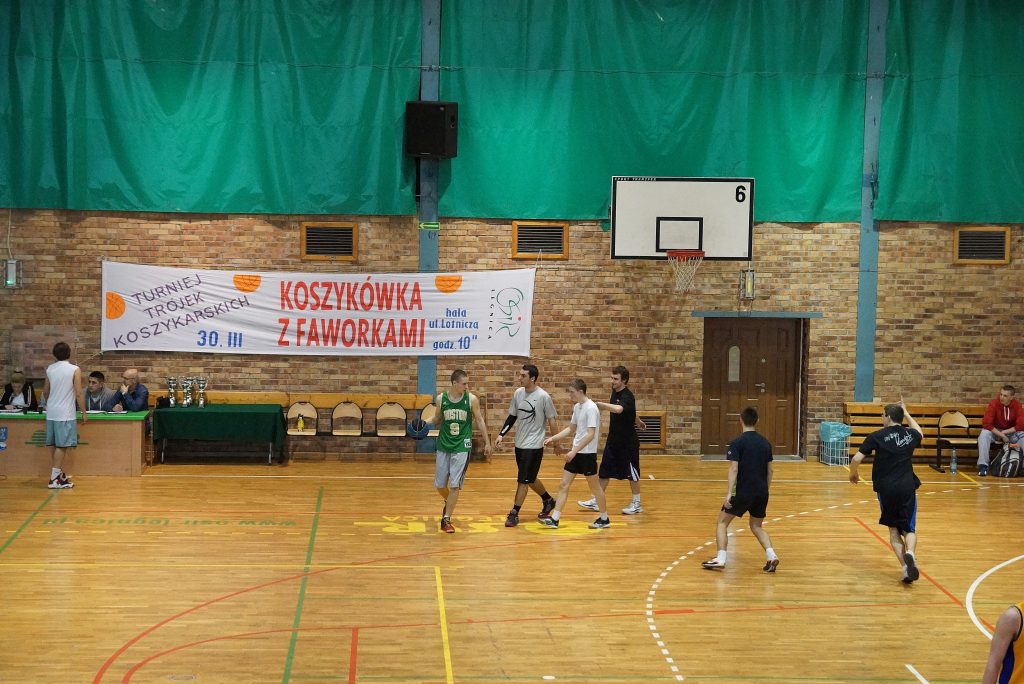 Koszykówka z faworkami