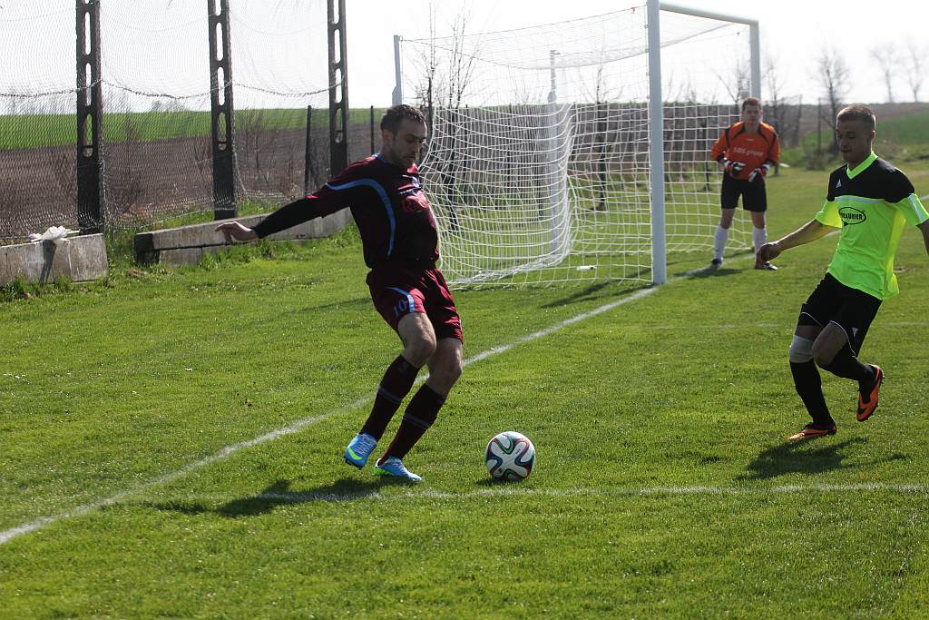 Klasa A: Dąb - Fenix 5:3