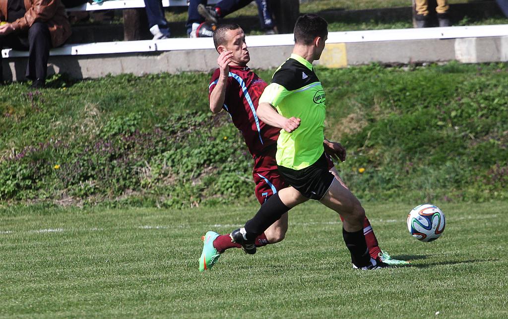 Klasa A: Dąb - Fenix 5:3