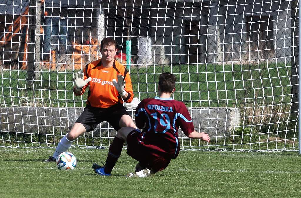 Klasa A: Dąb - Fenix 5:3