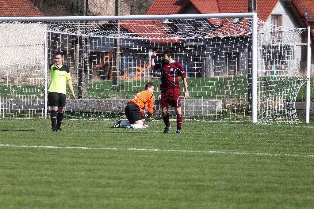 Klasa A: Dąb - Fenix 5:3