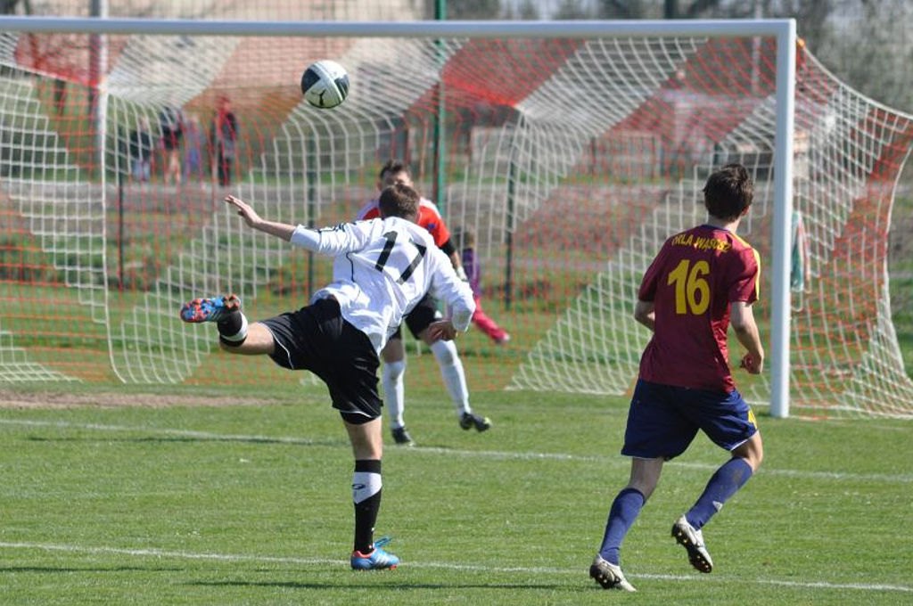 IV Liga: Orkan - Orla 2:2