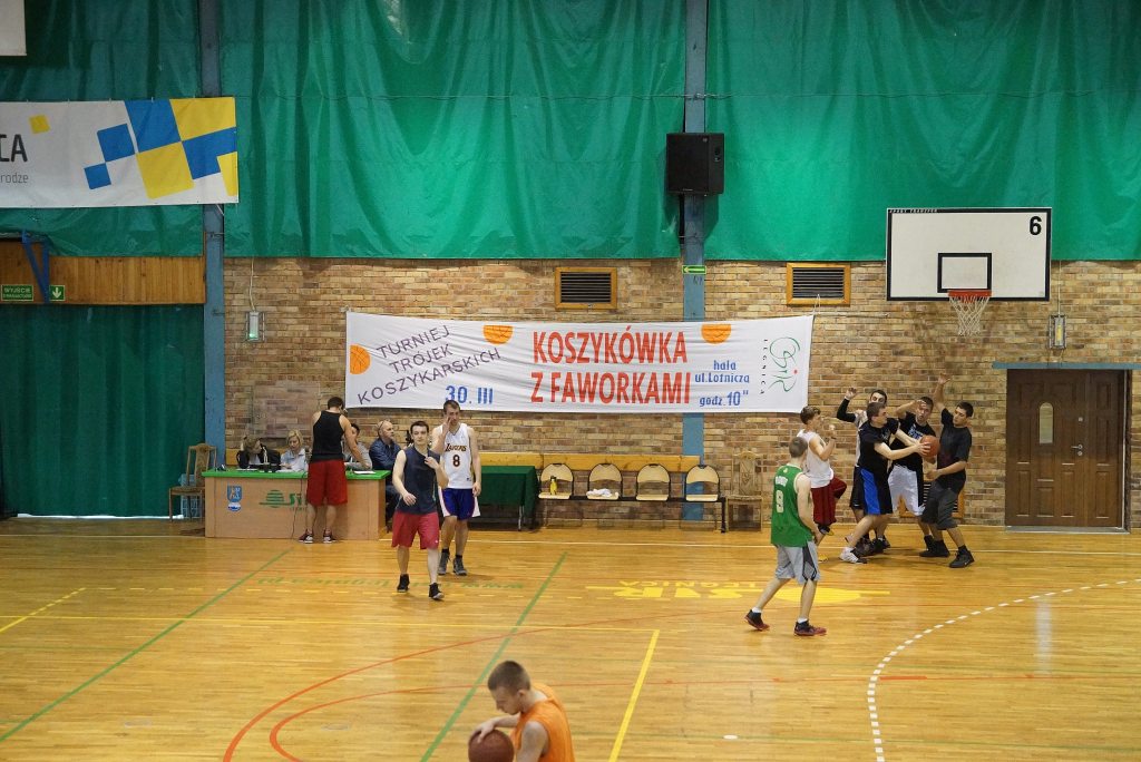 Koszykówka z faworkami
