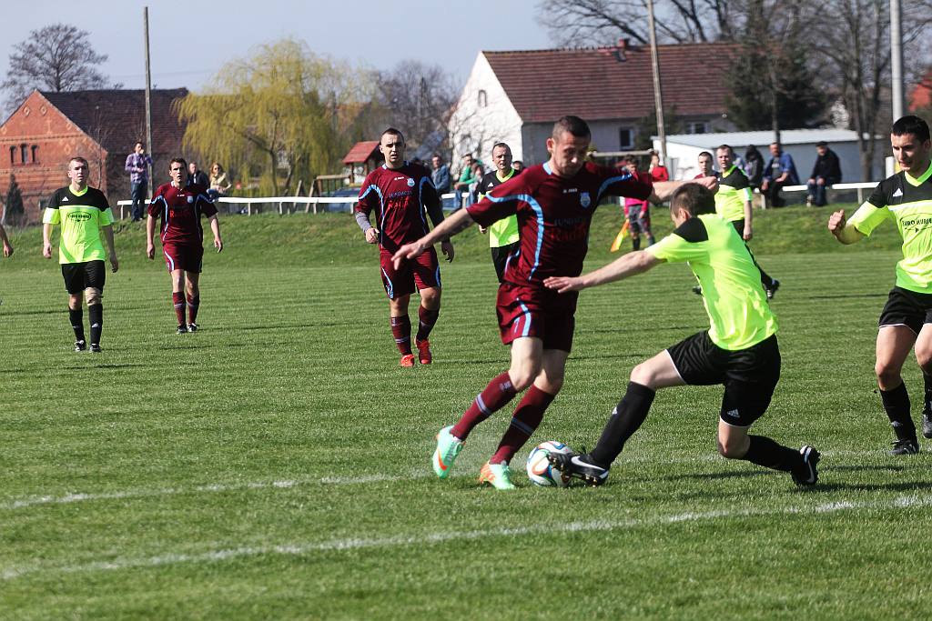 Klasa A: Dąb - Fenix 5:3