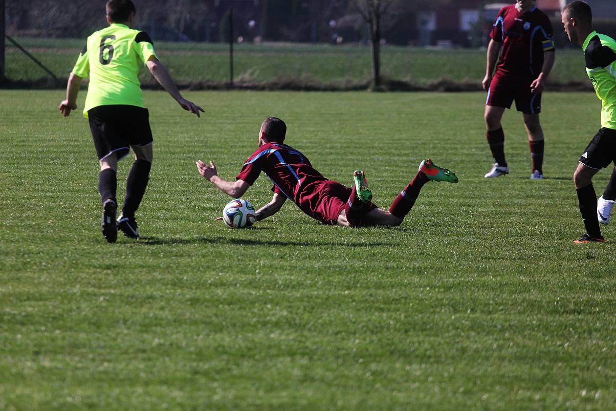 Klasa A: Dąb - Fenix 5:3