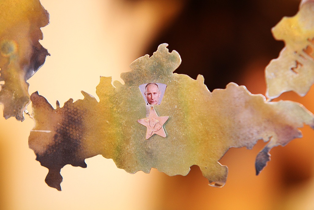 Zakwalifikowano prace do konkursu Sztuki Złotniczej.