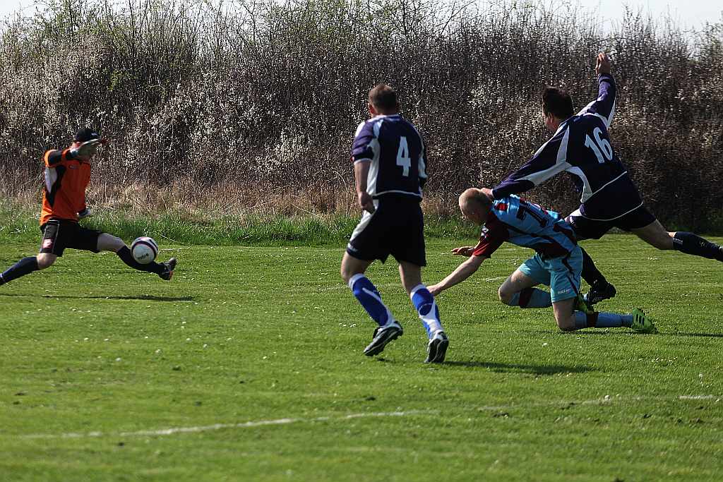 Klasa B: Czarni - Orzeł 0:6