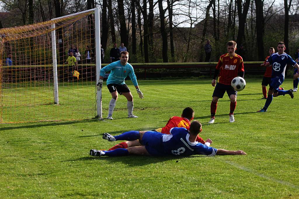 Okręgówka: Iskra - Czarni 0:0